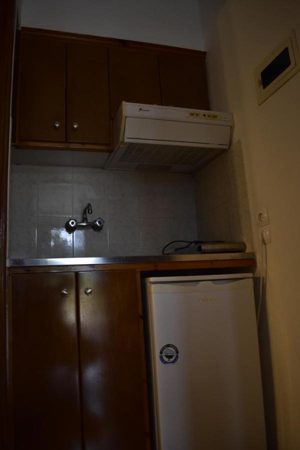 Michalis Place Apartments Василики Екстериор снимка