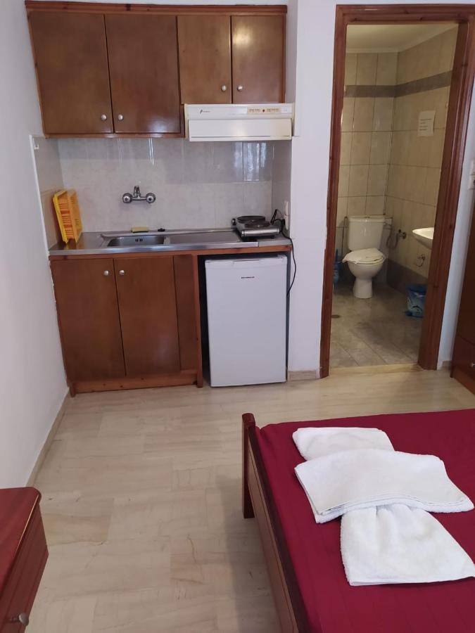 Michalis Place Apartments Василики Екстериор снимка