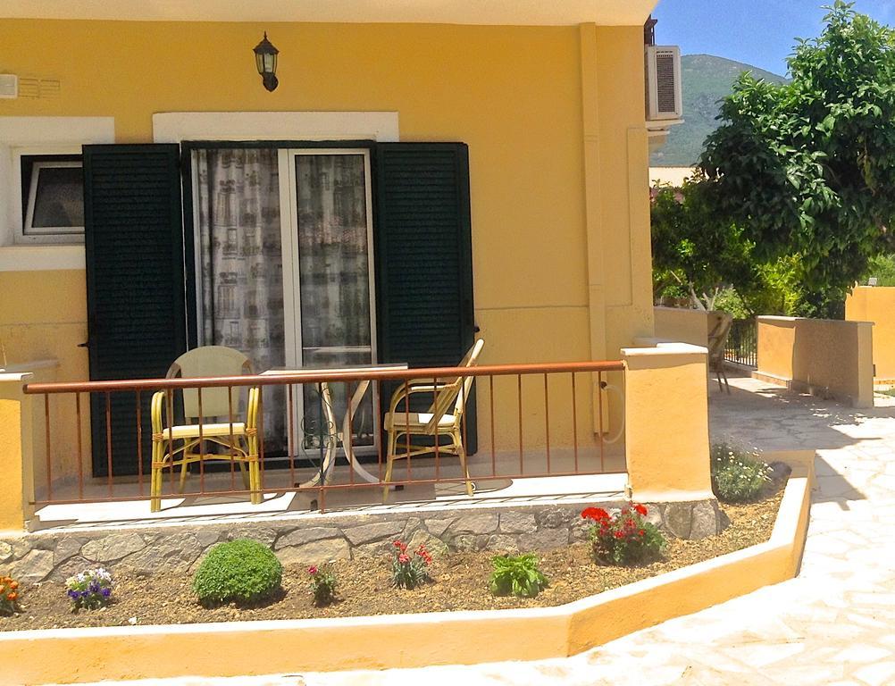 Michalis Place Apartments Василики Стая снимка